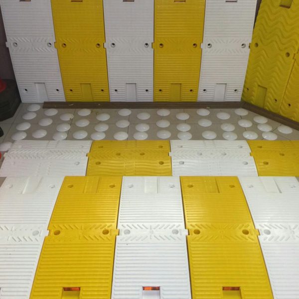 سرعتگیر پلاستیکی