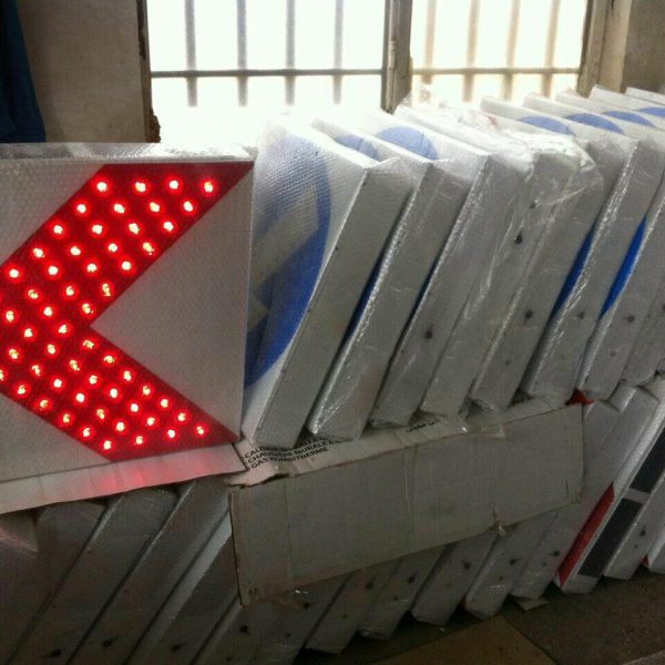 تابلو جهت نما سولار