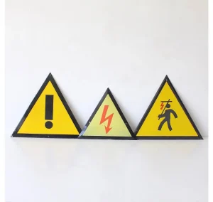 تأثیر تابلوها و علائم ایمنی ترکیبی بر فرهنگ ایمنی